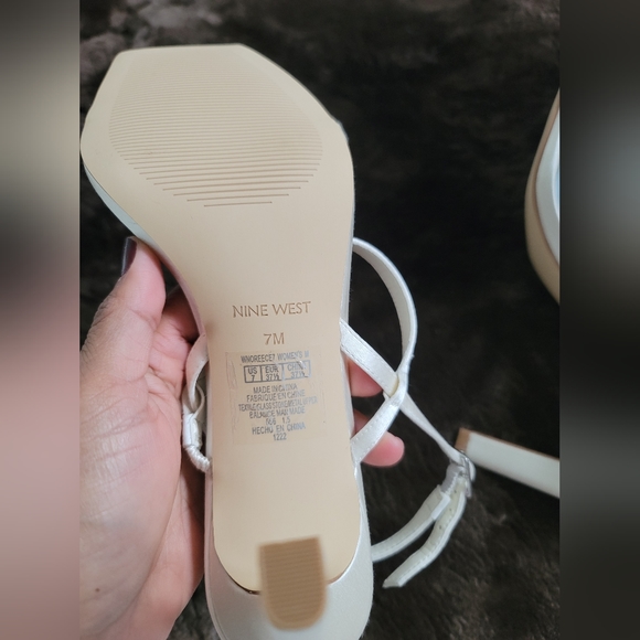 Nine West embellished heels size 7 - Picture 4 of 9